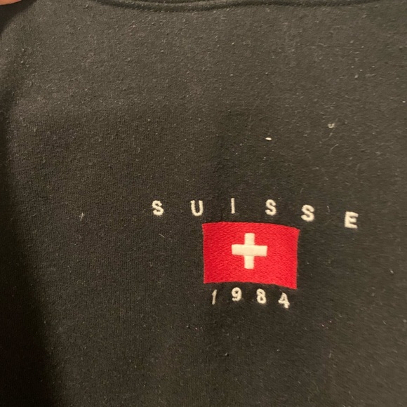 Brandy Melville Suisse Hoodie - Picture 3 of 3